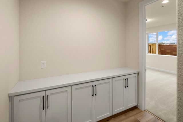 4156 Aura Way, Rancho Cordova, CA 95742