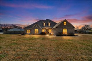 1701 Elm Springs Road, Elm Springs, AR 72762