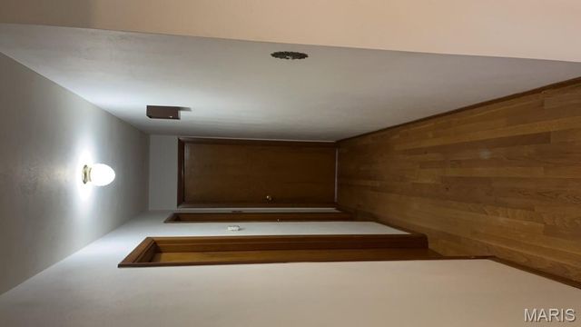 804 Dolphin Drive, Highland, IL 62249