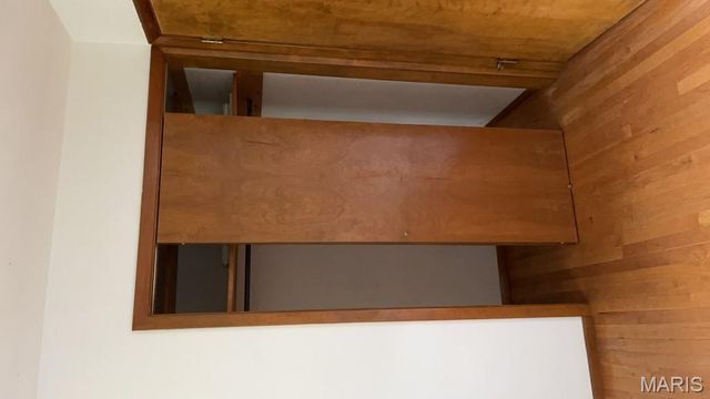 804 Dolphin Drive, Highland, IL 62249