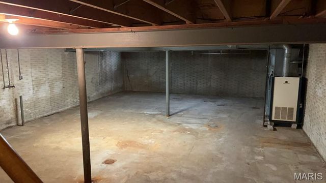 804 Dolphin Drive, Highland, IL 62249