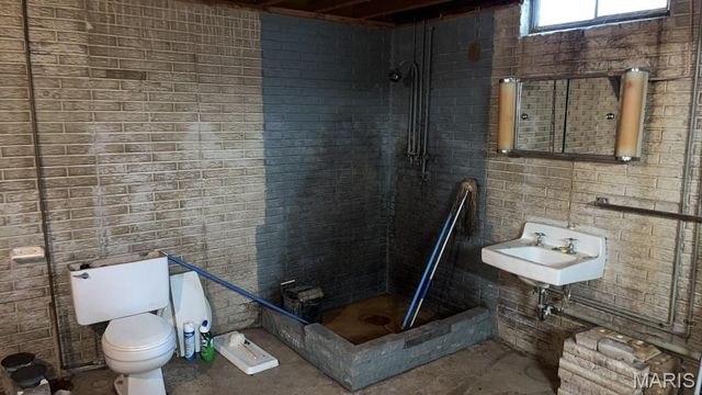 804 Dolphin Drive, Highland, IL 62249