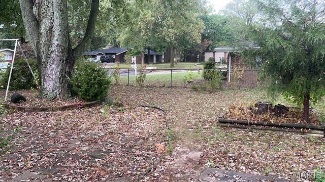 804 Dolphin Drive, Highland, IL 62249