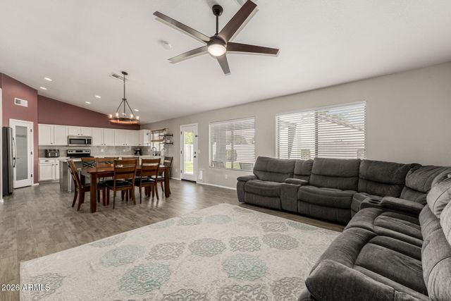 8738 E POSADA Avenue, Mesa, AZ 85212