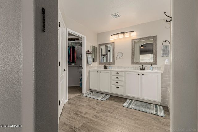 8738 E POSADA Avenue, Mesa, AZ 85212