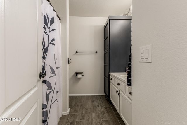 8738 E POSADA Avenue, Mesa, AZ 85212