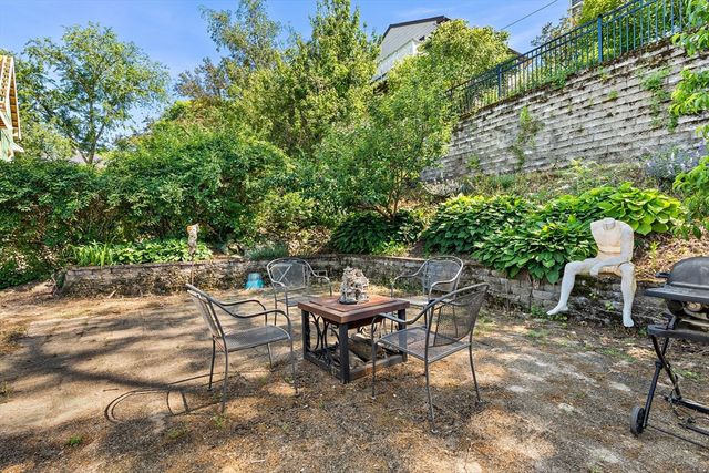 104 College Farm Rd, Waltham, MA 02451