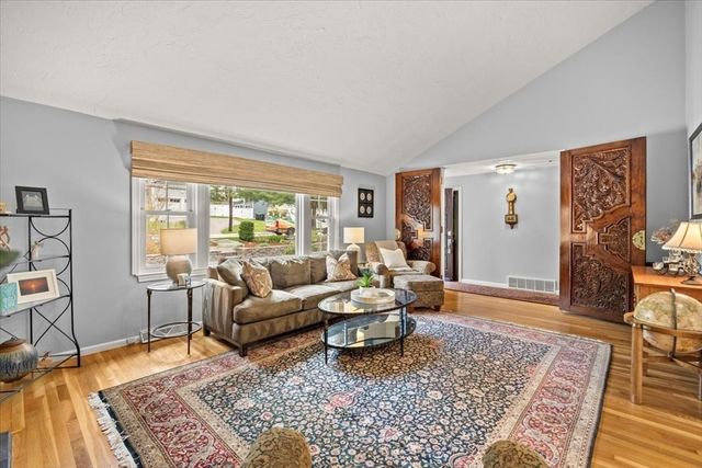 1480 Great Plain Ave, Needham, MA 02492