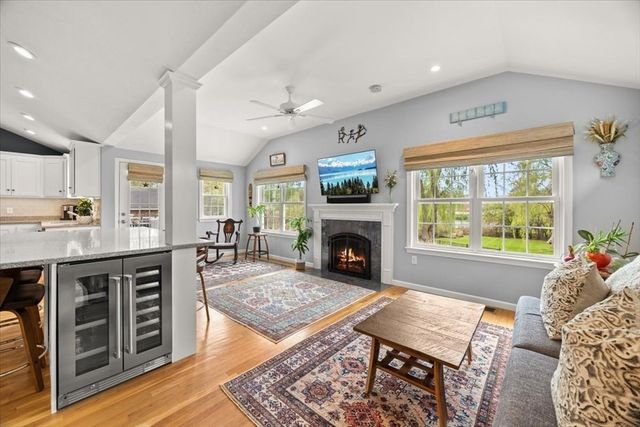 1480 Great Plain Ave, Needham, MA 02492