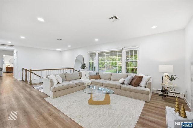 56 Northwood Avenue, Demarest, NJ 07627