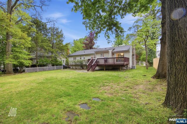 56 Northwood Avenue, Demarest, NJ 07627
