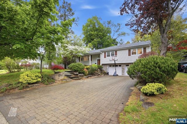 56 Northwood Avenue, Demarest, NJ 07627