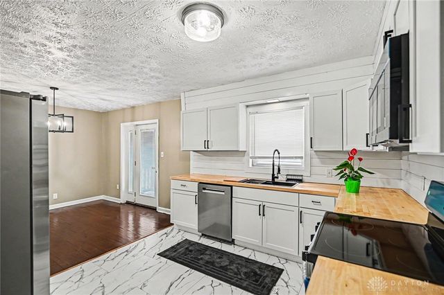 272 Maple Avenue, Centerville, OH 45459