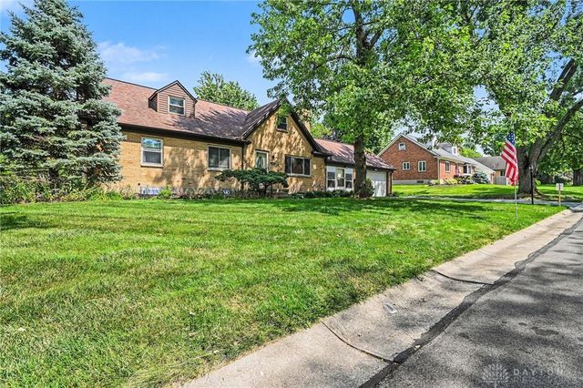 272 Maple Avenue, Centerville, OH 45459