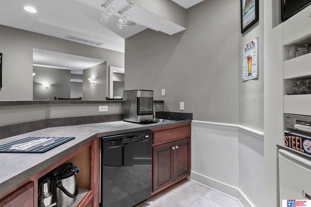 4630 S 86th Court, Lincoln, NE 68526
