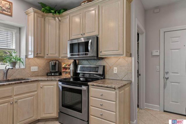4630 S 86th Court, Lincoln, NE 68526