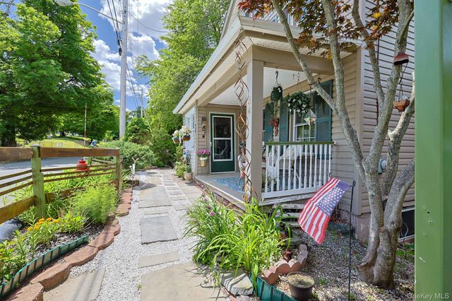 34 Jersey Avenue, Unionville, NY 10988