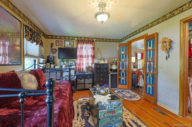 34 Jersey Avenue, Unionville, NY 10988