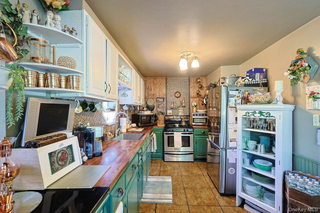 34 Jersey Avenue, Unionville, NY 10988