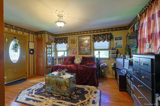 34 Jersey Avenue, Unionville, NY 10988