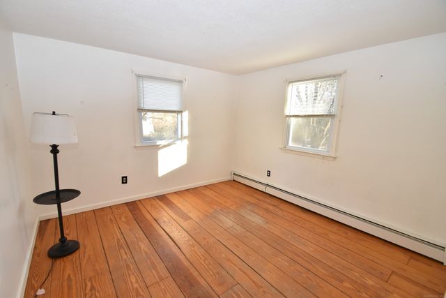 28 Hickory Road, Colchester, CT 06415