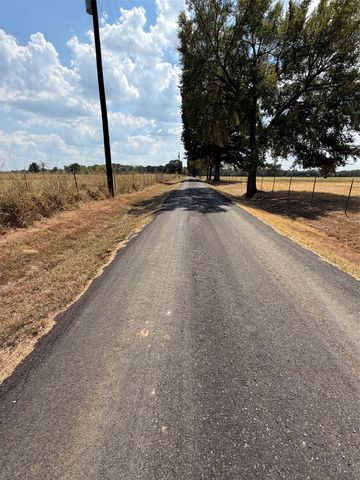 1196 RS County Road 3220, Emory, TX 75440