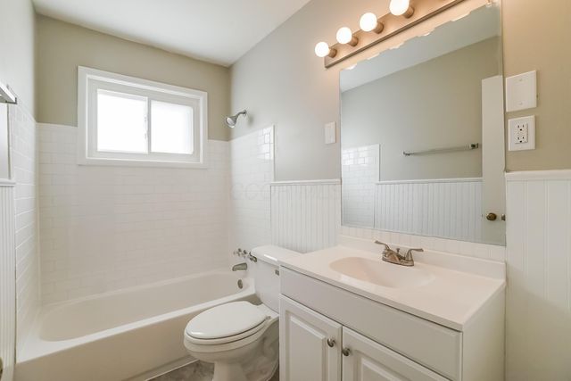 298 Pineview Drive, Columbus, OH 43213