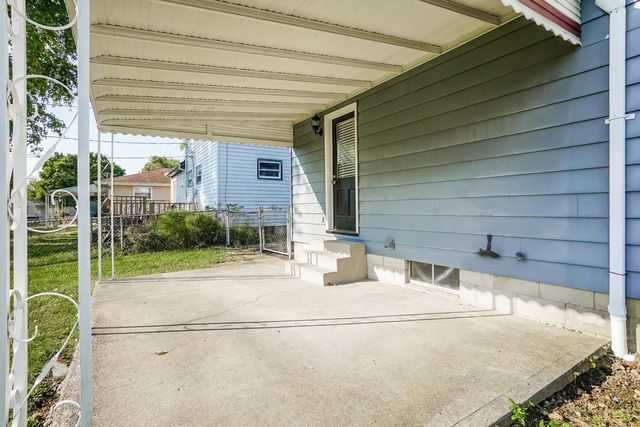 298 Pineview Drive, Columbus, OH 43213