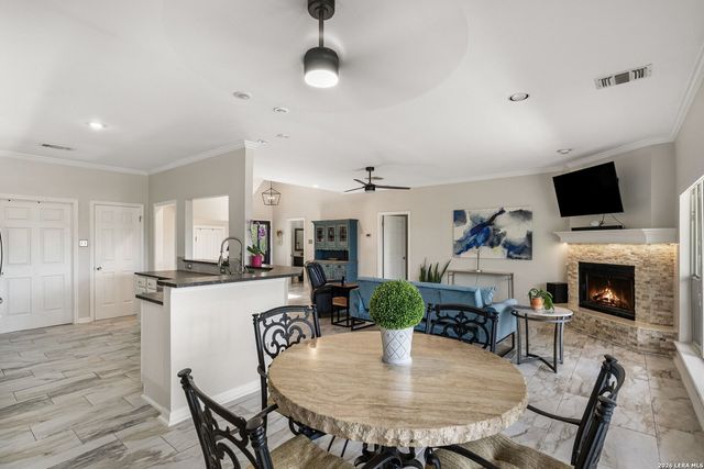 971 Barbara Dr, Canyon Lake, TX 78133