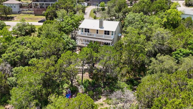 971 Barbara Dr, Canyon Lake, TX 78133
