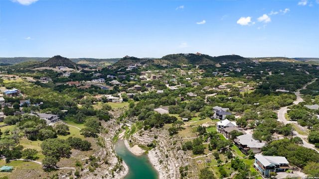 971 Barbara Dr, Canyon Lake, TX 78133