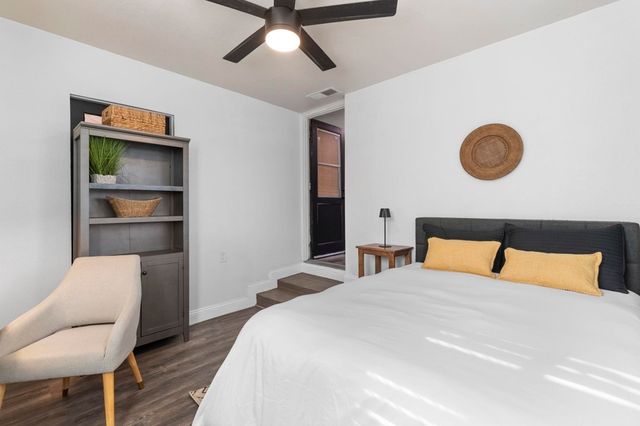 25820 25820 S Macarthur Dr, Tracy, CA 95376