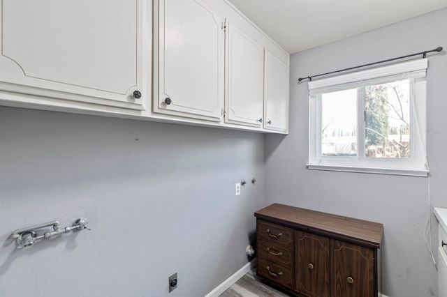 25820 25820 S Macarthur Dr, Tracy, CA 95376