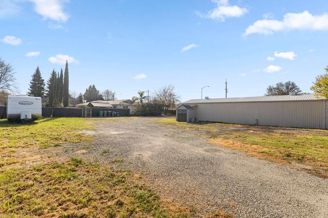 25820 25820 S Macarthur Dr, Tracy, CA 95376