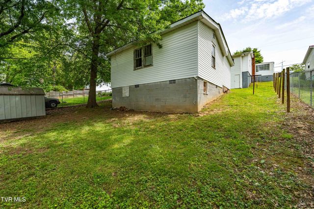 705 Holston Avenue, Elizabethton, TN 37643