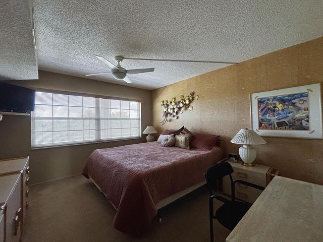 3930 Oaks Clubhouse Drive 506, Pompano Beach, FL 33069