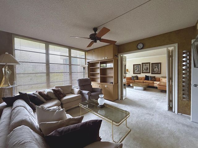 3930 Oaks Clubhouse Drive 506, Pompano Beach, FL 33069