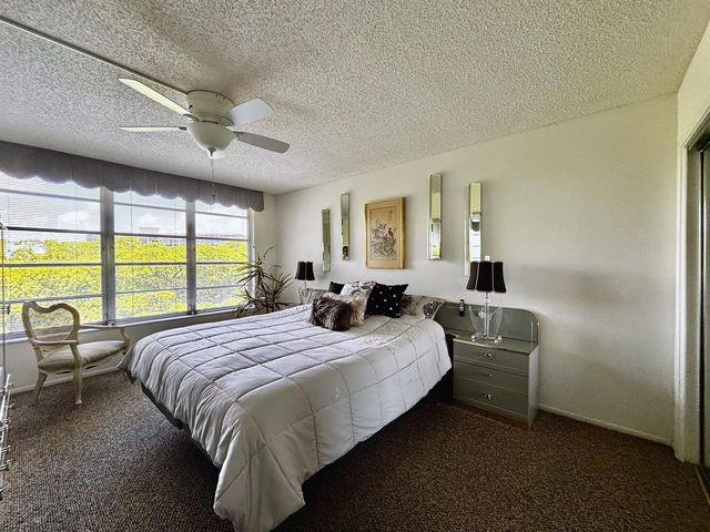 3930 Oaks Clubhouse Drive 506, Pompano Beach, FL 33069