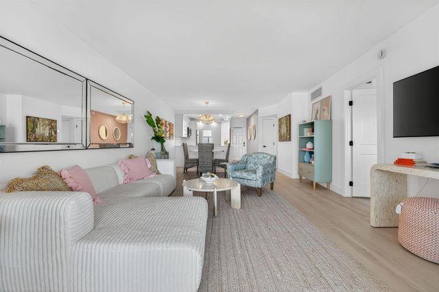 1427 E Hillsboro Boulevard 628, Deerfield Beach, FL 33441