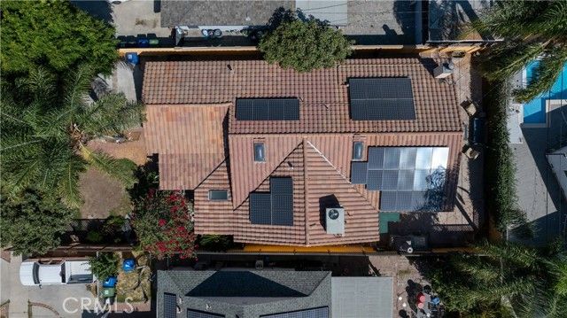 7326 Vanalden, Reseda (los Angeles), CA 91335