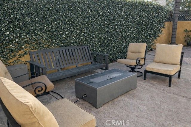 7326 Vanalden, Reseda (los Angeles), CA 91335