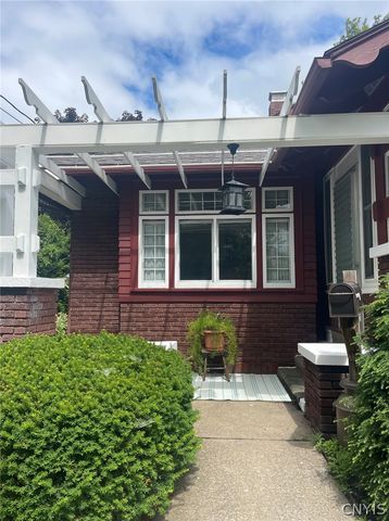 505 Kinsley Street, Sherrill, NY 13461