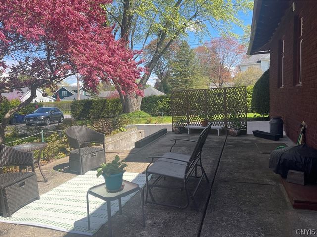 505 Kinsley Street, Sherrill, NY 13461