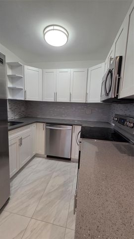 5375 SW 40th Avenue 105, Fort Lauderdale, FL 33314