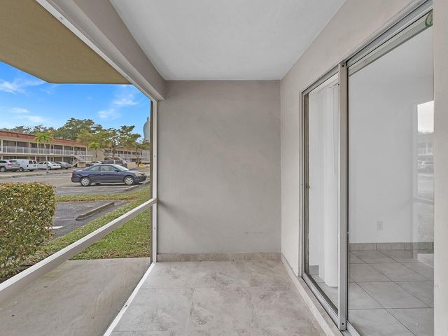 5375 SW 40th Avenue 105, Fort Lauderdale, FL 33314