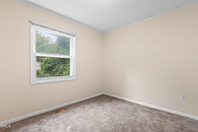 1017 Stonehedge Avenue, Durham, NC 27707