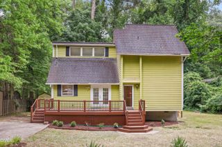 1017 Stonehedge Avenue, Durham, NC 27707
