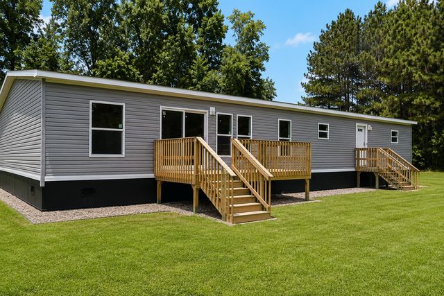 212 Belfast Avenue, Holly Hill, SC 29059