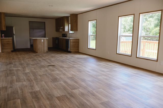 212 Belfast Avenue, Holly Hill, SC 29059