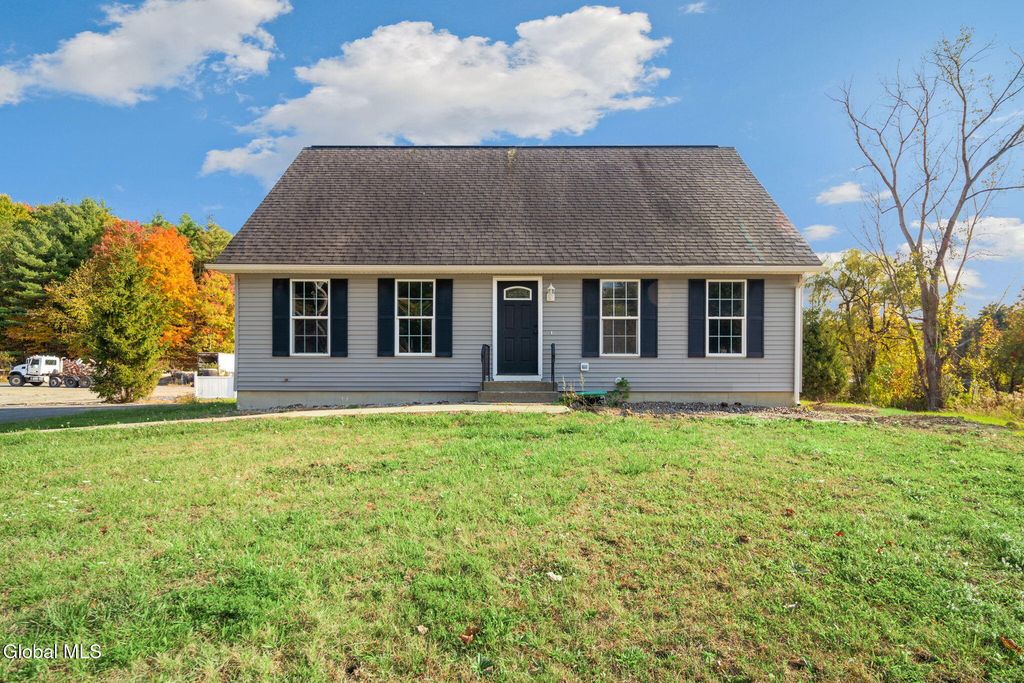 342 Snyders Corners Road, Poestenkill, NY 12018